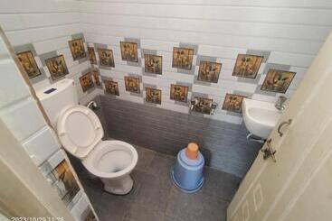 בית מלון כפרי Grand Karthikeya