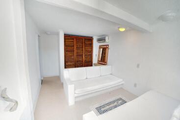 호텔 Los Patios Loft Suites