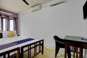 Отель Spot On Nakshathra Residency