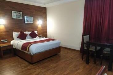 Jvk Park Hotel Kerala