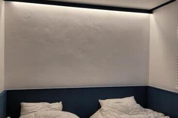 Pension (Hôtel basse catégorie) Slocruise