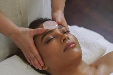 منتجع Kandy Wellness & Thai Spa