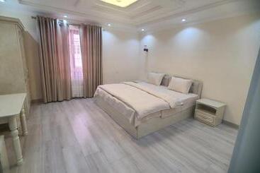 בית מלון כפרי Dari Zanjir Family Guest House