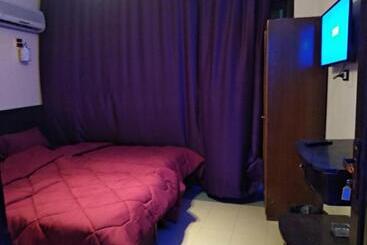 هتل Garden City House