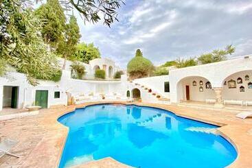 Lella Kmar B&b Avec Piscine Sidi Bou Said