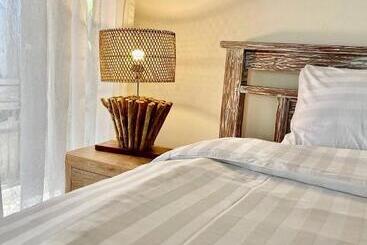 פנסיון 2rooms Guesthouse