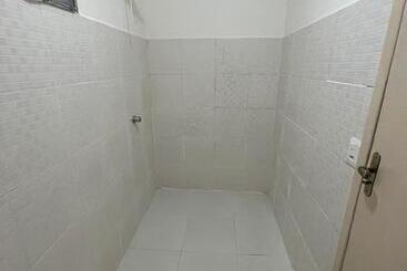 ペンション Quarto Para Mulheres