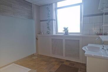 B&b  T Kloaster Kamer Het Landhuis