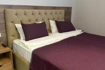 هتل Atyrau Avenue