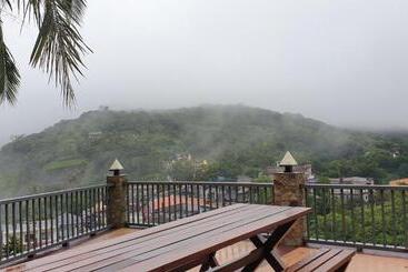 ホテル Boho Chic Villa   Udadumbara   Kandy