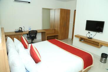 Bond Well Hotel, Alwar