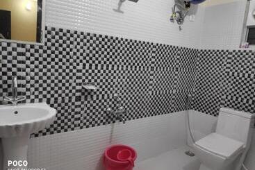 酒店 Brahma Kamal Cottage   Ransi