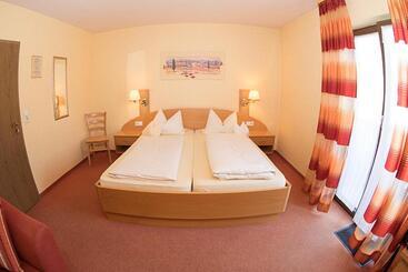 호텔 Gästehaus Lorz