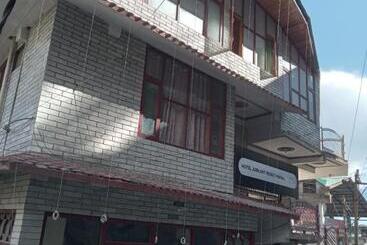 فندق Jubilant Express