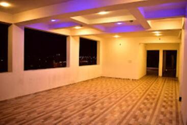 בית מלון כפרי Jyoti Palace