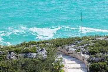 בית מלון כפרי South Bank