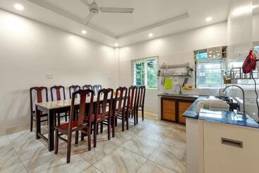 تختخواب و صبحانه Victoria Homestay 63 Tran Hung Dao 1 Minute Walking To Beach