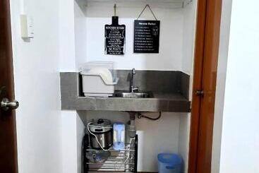 هتل کپسول Studio Type Unit   Host Homes Apitong