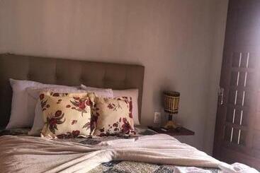 פנסיון Casa Milagres Do Porto   Suítes