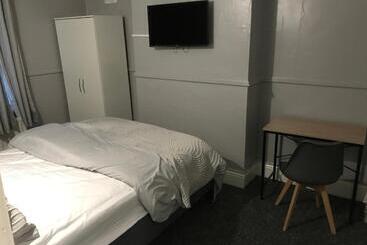 פנסיון Rose Cottage