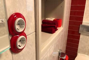 펜션 Rote Etage Im Ort Mainstockheim 2 Zimmer Mit Küche Bad Balkon