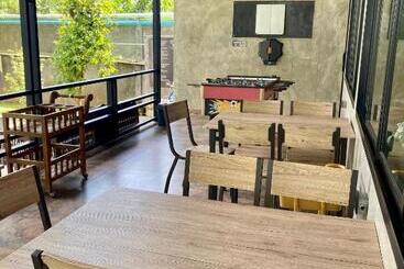 Pensjonat Treeside Guest House Resort