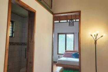 بنسيون Turtle Suite