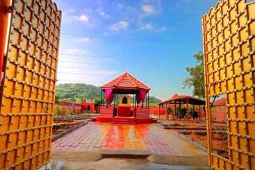 Santkrupa Villa Resort