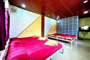 Gold Finn Resorts By Stayapart