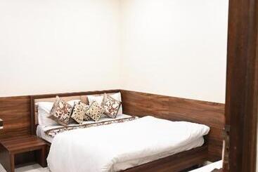 ホテル Golden Paradise By Tag Your Trip Near Golden Temple