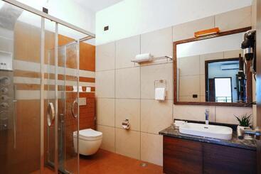 Maram Resort Mamalakandam