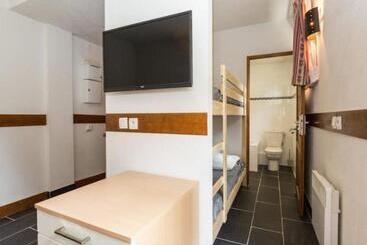 アパートホテル Les Aiguilles De Warens