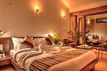 The Palm Luxuria, Best Hotel In Bhimtal