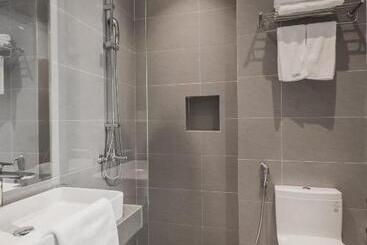 The Twin Hotel Ha Long