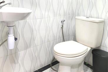 Urbanview Hotel Syariah E Home Aeon Sentul City