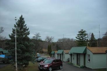 Deer Trail Motel