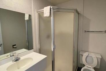 هتل Econo Lodge