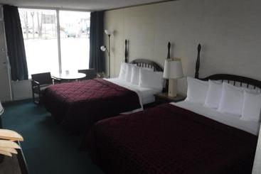 هتل Colonial Mountain Inn