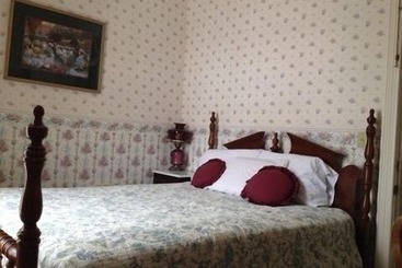 בית מלון כפרי Columbus