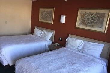 ホテル Desert Inn