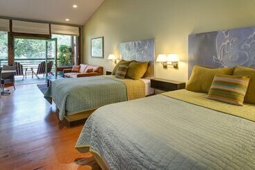 فندق Desert Pearl Inn