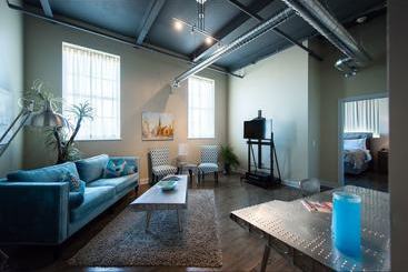 ホテル Foundry Suites