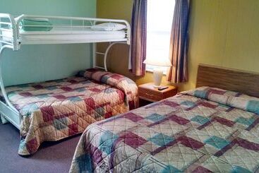 בית מלון כפרי Key West