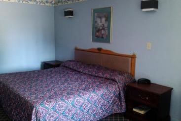 هتل Relax Inn Birmingham
