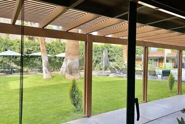 هتل Vista Grande Resort   A Gay Men S Resort