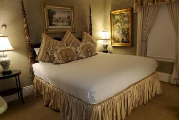 בית מלון כפרי Wynstone Inn