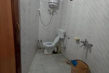 تختخواب و صبحانه Superstar Pg