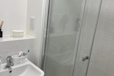 住宿加早餐 Utopian Apartments