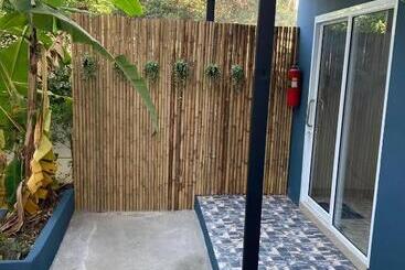 Отель Bed Ter Guest House