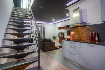 בית מלון כפרי Love Room Borabora 4